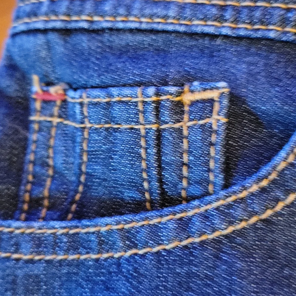 Wrangler dark wash stretch denim jeans skirt classic 5 pocket style sz 10 EUC…